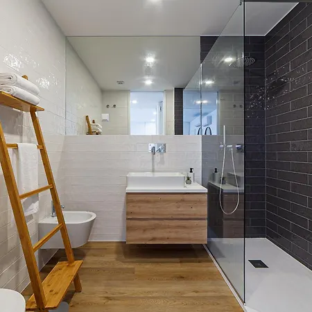 Tiles 23 Luxury & Parking By Sweet * Aveiro